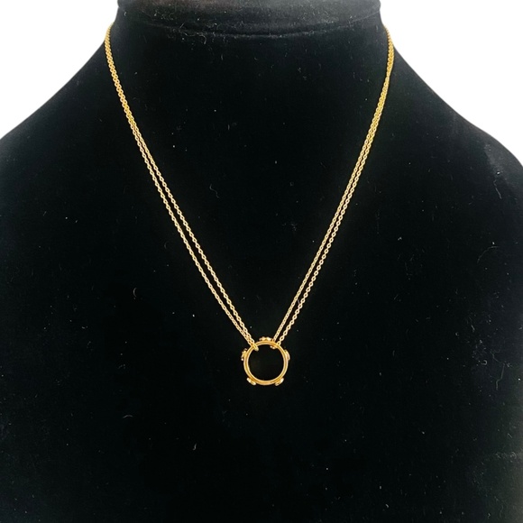 NWT Tory Burch Gold Miller Stud Circle Pendant Necklace $198 - Picture 1 of 7